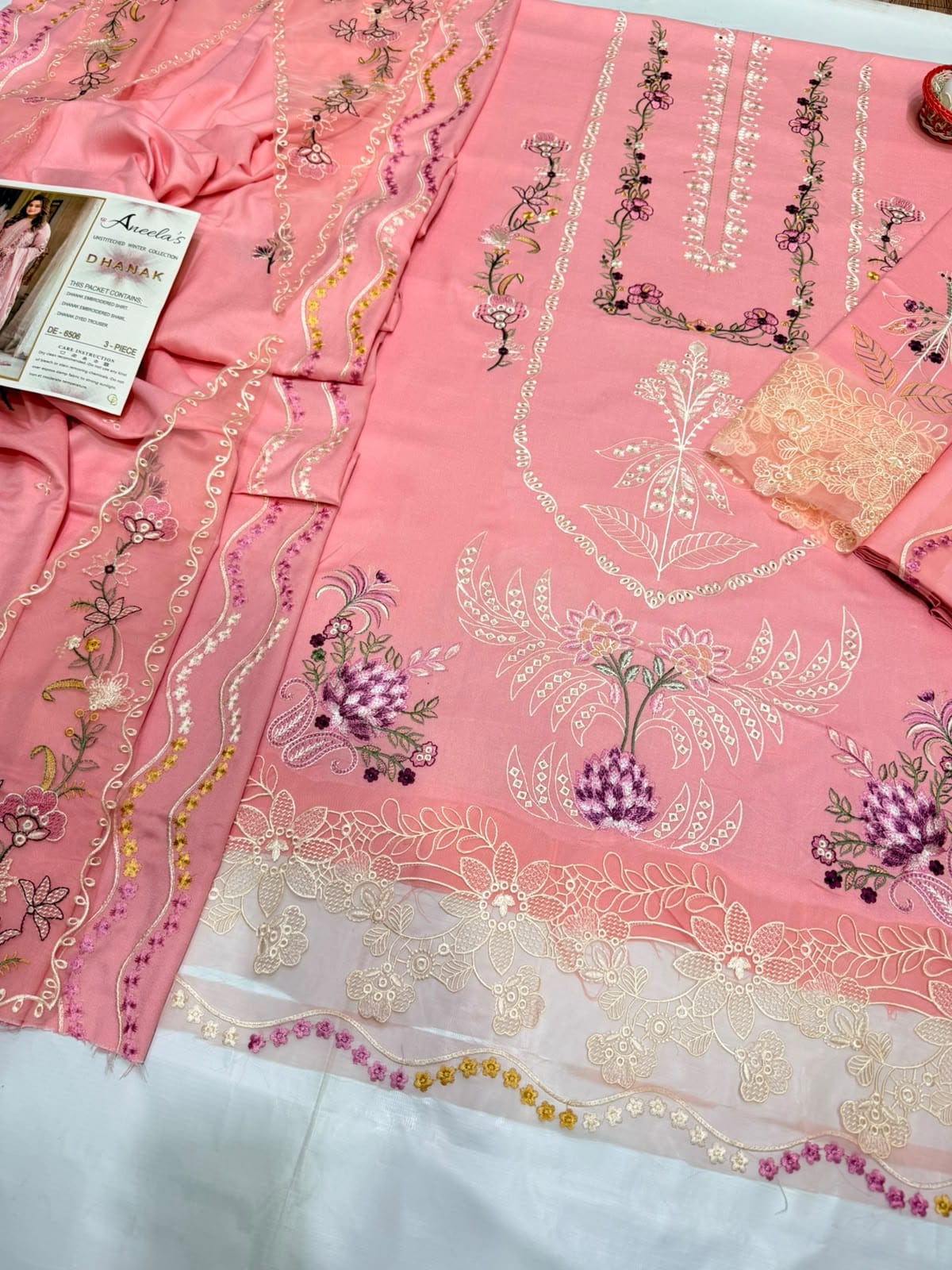 Aneela’s Dhanka 3-Piece Unstitched Winter Suit – DE-6506
