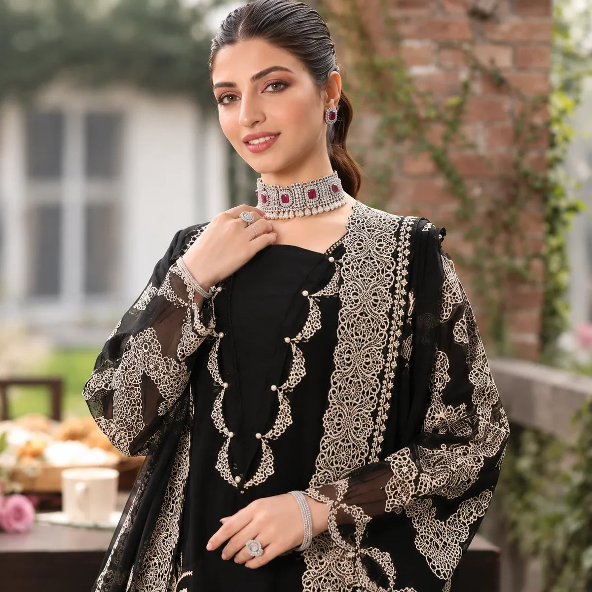Luxury Dhanak Embroidered 3-Piece Winter Suit – DE-6124 | Black & Red