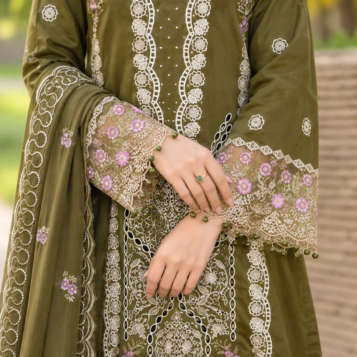 Olive Green Dhanak Luxury Embroidered 3-Piece Winter Suit – DE-6116
