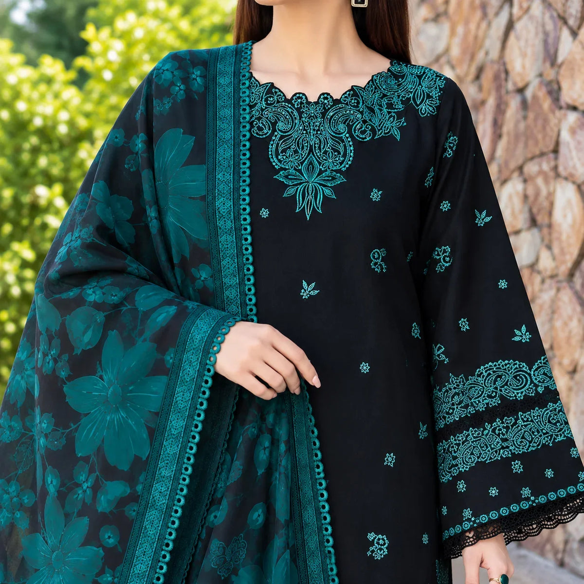 Black & Teal Dhanak Luxury Embroidered 3-Piece Winter Suit – DE-6159